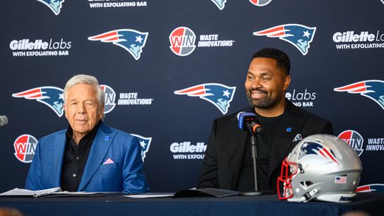 Bedard: Patriots' vision after Belichick no clearer after introducing Jerod Mayo as head coach taken at Gillette Stadium (Patriots)